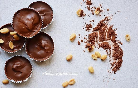 Domowe Reese's – przepis na czekoladki z masła orzechowego