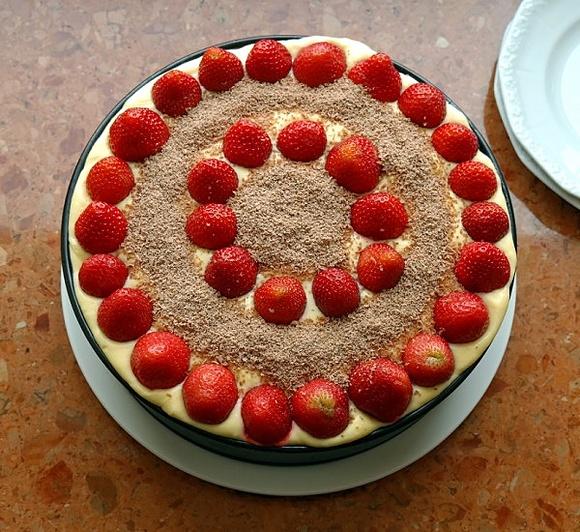 Tiramisu owocowe przepis na letni deser z mascarpone i owocami