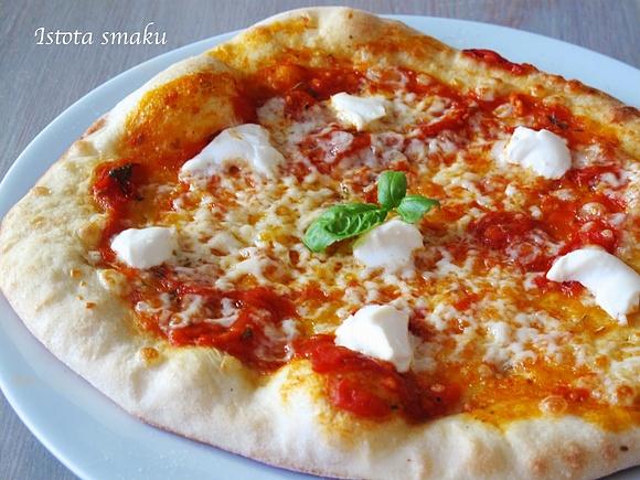 Pizza Margherita z mascarpone