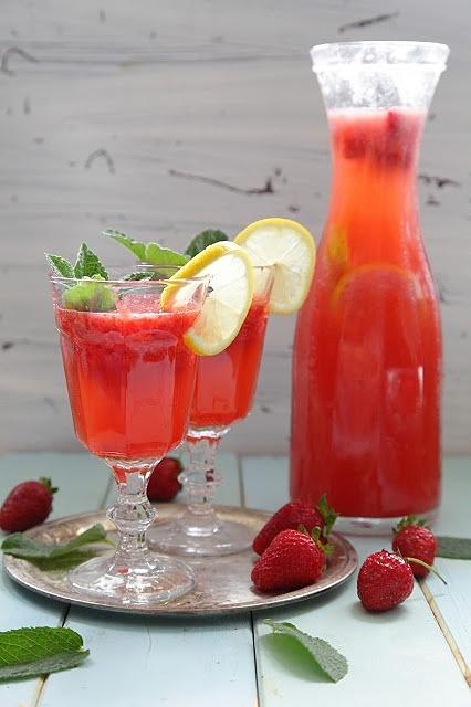 Lemoniada truskawkowa