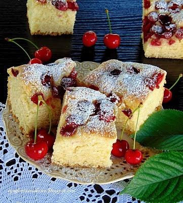 Ciasto drożdżowe z czereśniami