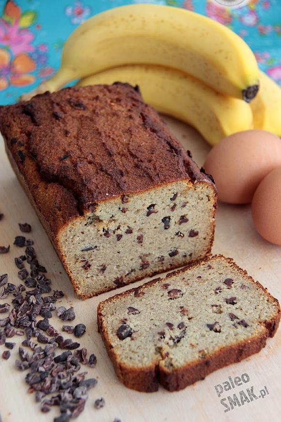 Chleb paleo bananowy z ziarnami kakao