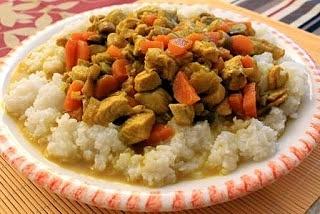 Ryż curry z mięsem i warzywami