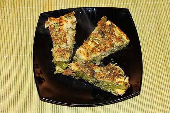 Frittata z brokułami, ziemniakami i anchois