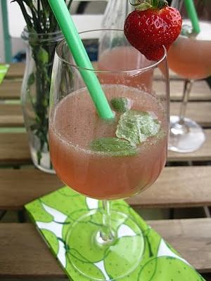 Lemoniada truskawkowa