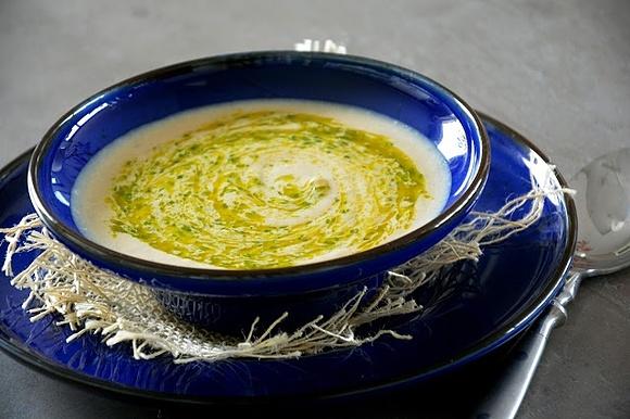 Zupa krem z pieczonych warzyw z miętowym pesto