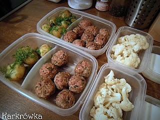 Lunch boxy do pracy - zdrowe propozycje na parze