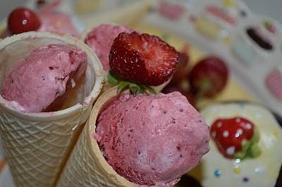Balsamiczne lody truskawkowe
