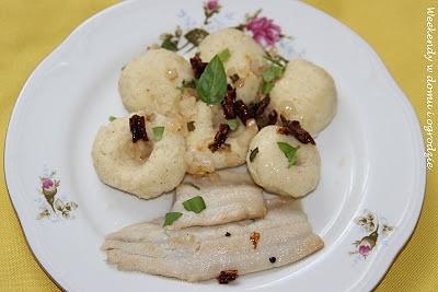 Bezglutenowe kluski śląskie z kaszy jaglanej na obiad