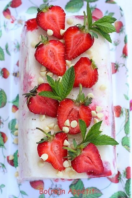 Semifreddo z truskawkami
