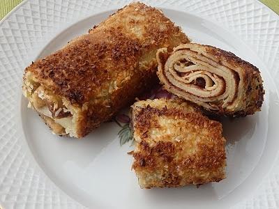 Słodkie krokiety z dżemem i kokosową panierką