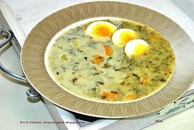 Zupa szczawiowa z kaszą manną
