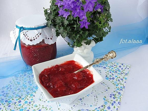 Dżem truskawkowo rabarbarowy z wanilią
