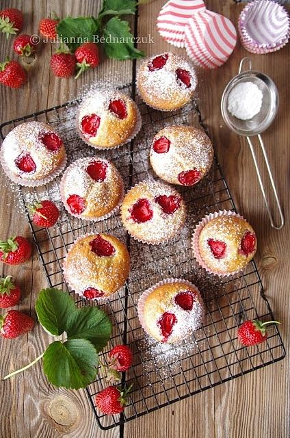 Muffinki z truskawkami