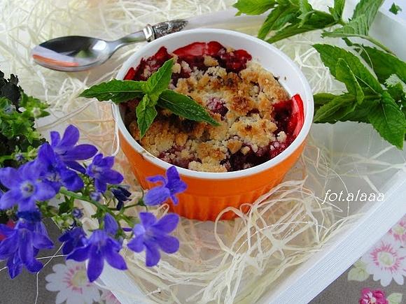 Crumble truskawkowe