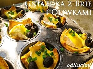Gniazdka z Brie i oliwkami