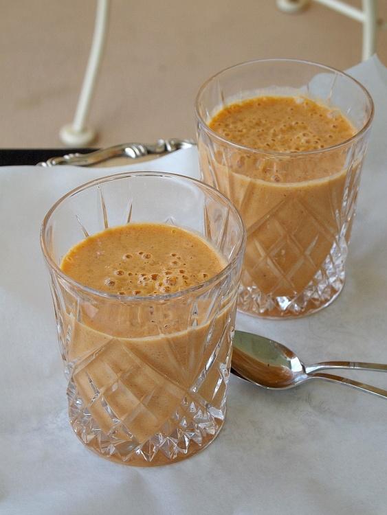 Carrot cake smoothie