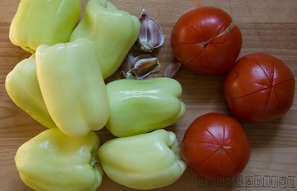 Papryka w pomidorach