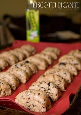 Biscotti słone – sycylijskie suche ciastka z sezamem i słonecznikiem