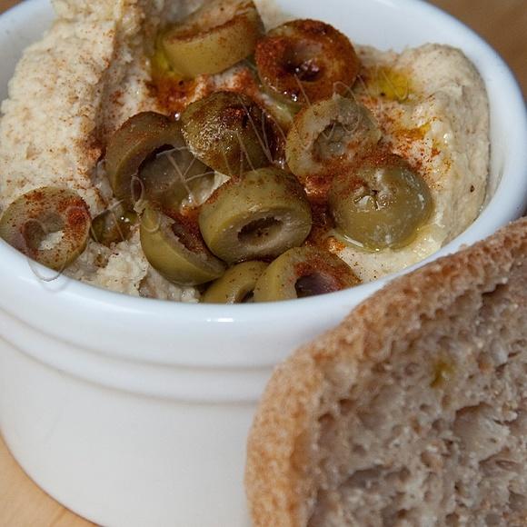 Hummus