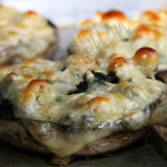 Pieczarki zapiekane ze szpinakiem