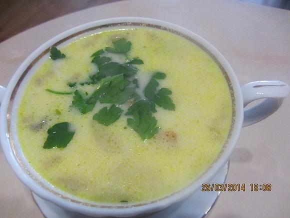 Zupa pieczarkowa