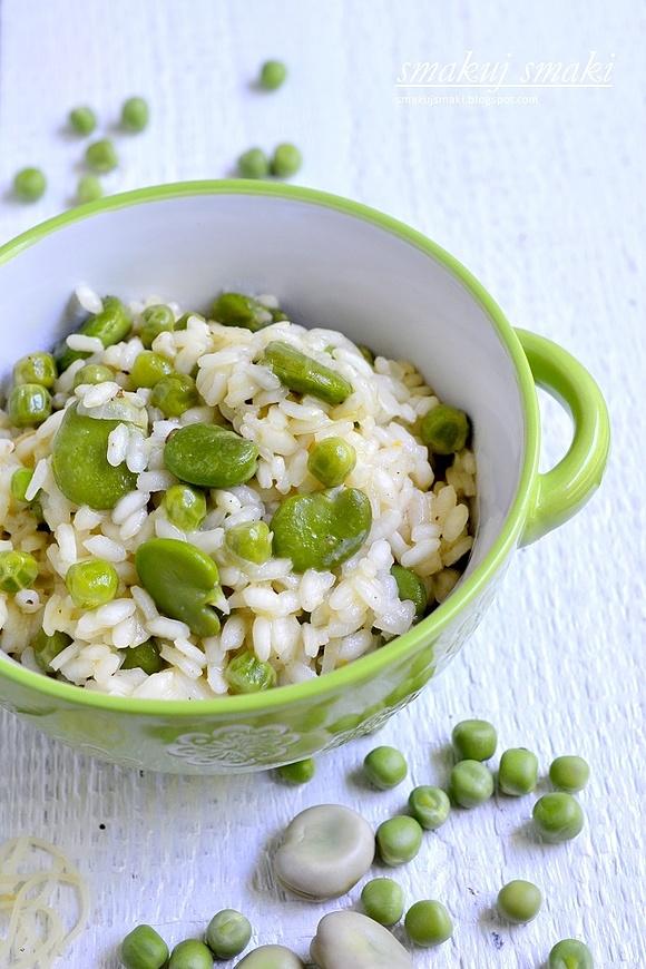 Risotto z bobem, zielonym groszkiem i fontiną