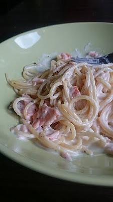 Spaghetti z łososiem i mascarpone