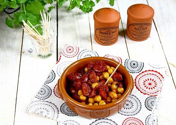 Ciecierzyca z chorizo