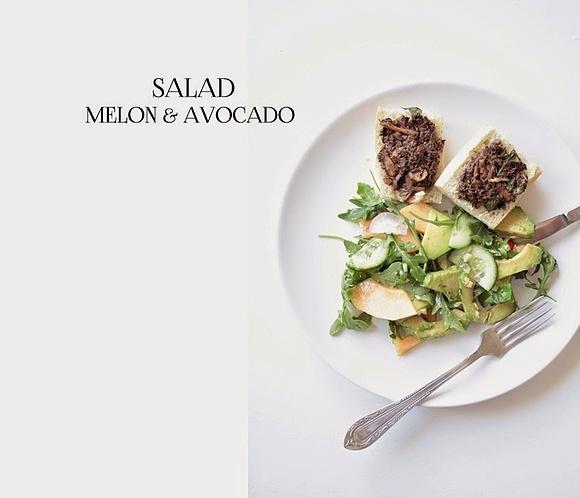 Sałatka z melona i avocado
