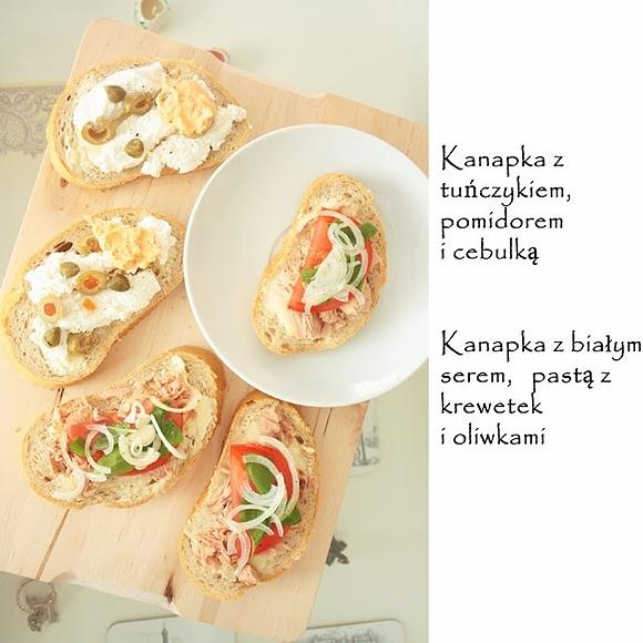 Śniadanko - szybkie i smaczne z pieczywem, tuńczykiem i pomidorami