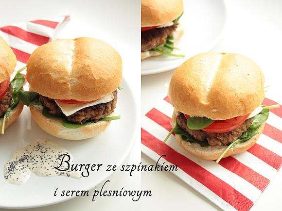 Burger ze szpinakiem i serem pleśniowym