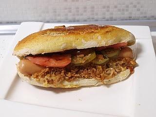 Sycące domowe hot-dogi