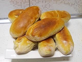 Bułki na hot dogi