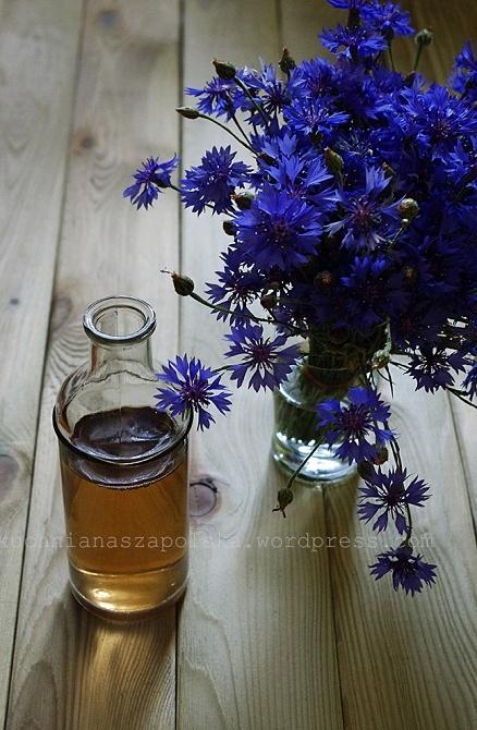 Wino bławatkowe