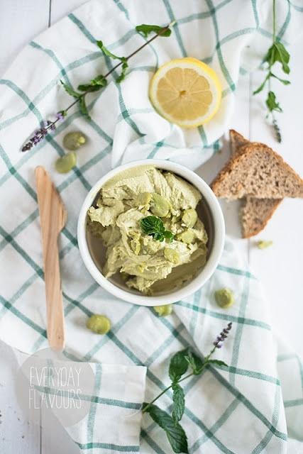 Hummus z bobu