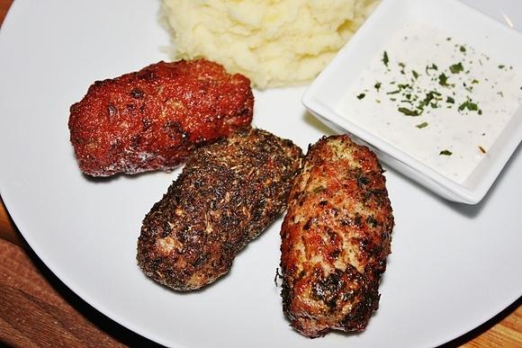 Bałkańskie cevapcici
