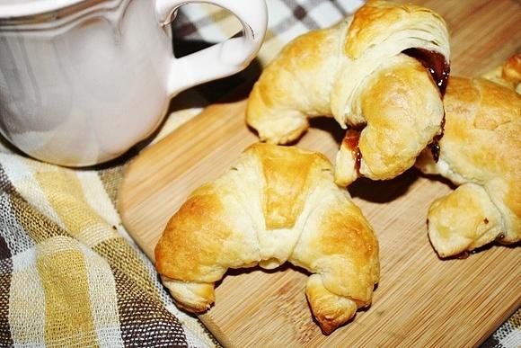Croissant z czekoladą jak ułatwić pieczenie