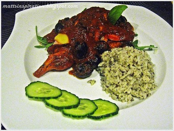 Kurczak w sosie z oliwkami