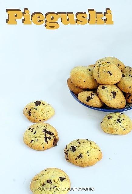 Pieguski - maślane ciastka z chipsami czekoladowymi na piknik