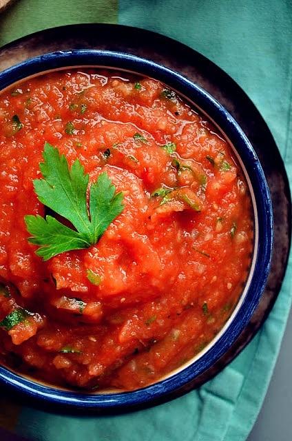 Salsa z pieczonych pomidorów