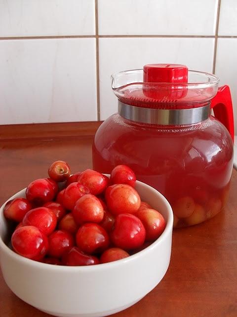 Kompot z czereśni