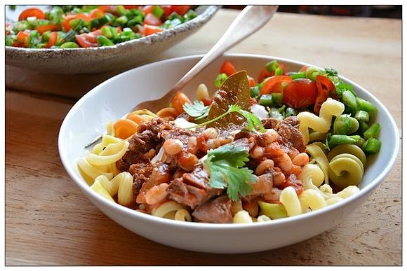 Meksykańskie chili wołowe z salsą