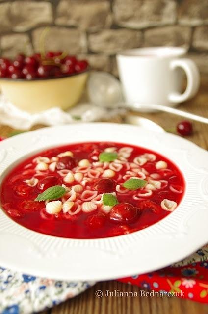 Zupa owocowa wiśniowa