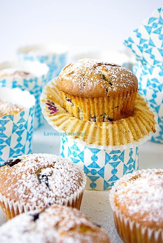 Muffiny jogurtowe z borówkami