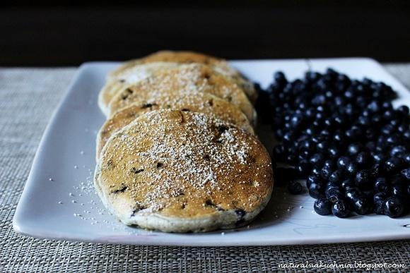 Letnie pancakes z jagodami