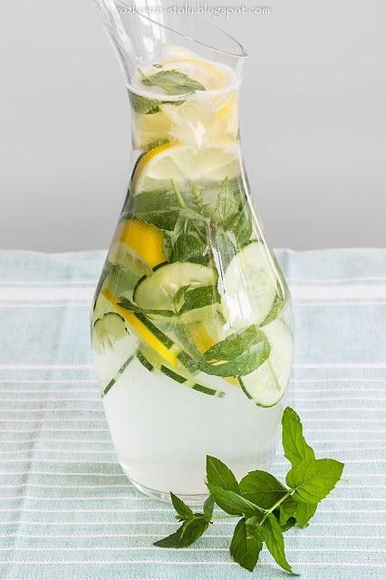 Orzeźwiająca lemoniada ogórkowa