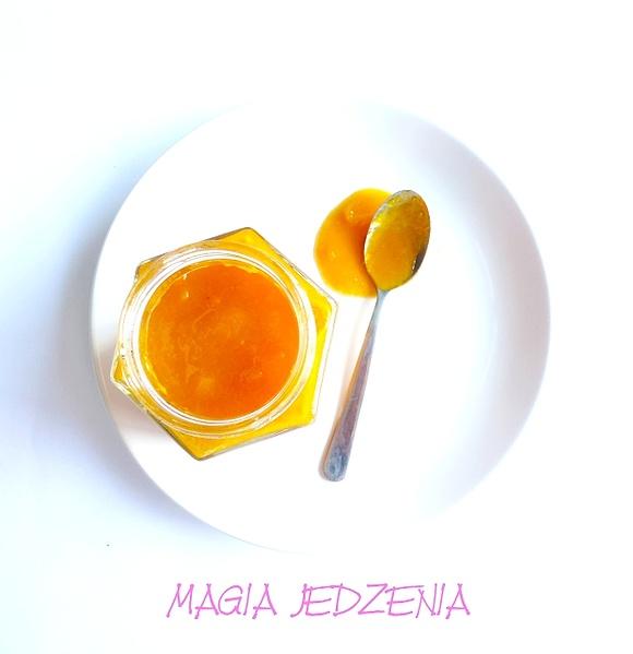 Mus z moreli z imbirem bez cukru na jesień i zimę
