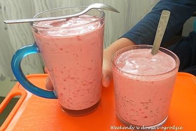 Koktajl malinowy