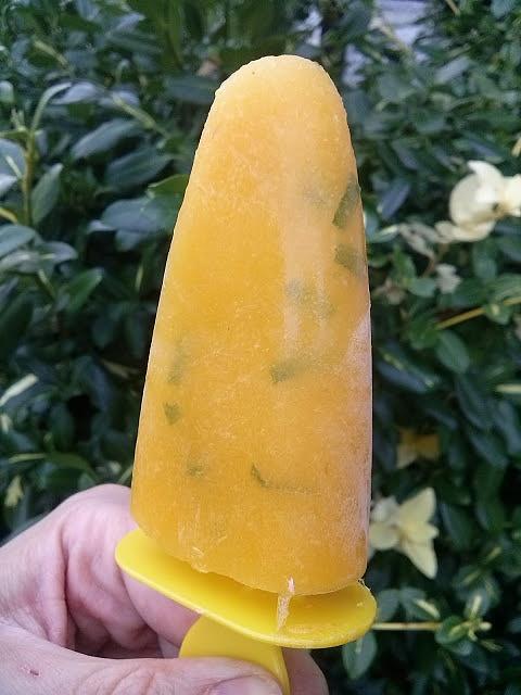 Lody mango-mięta bez pieczenia i glutenu